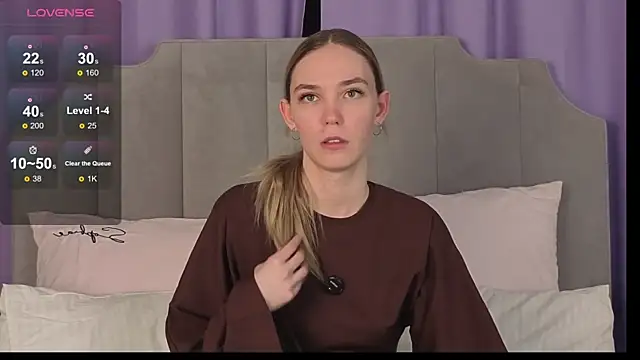 NikkiRyx online show from April 2, 2026, 7:44 pm