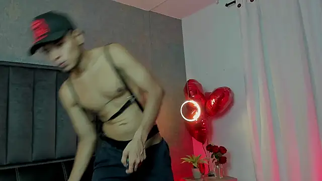 Snapshot of Alejandroo_Montenegro chatting on February 14, 2026, 12:07 am Alejandroo Montenegro online show from February 14, 2026, 12:07 am