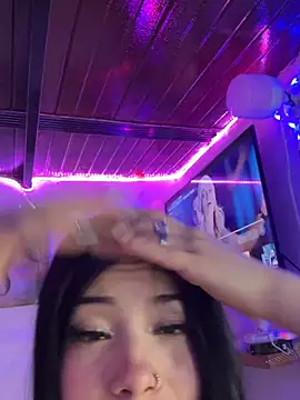 violettahotass online show from February 2, 2026, 7:01 pm