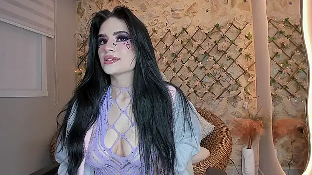 Snapshot of Valeriabigass chatting on February 13, 2026, 9:11 pm Valeriabigass online show from February 13, 2026, 9:11 pm