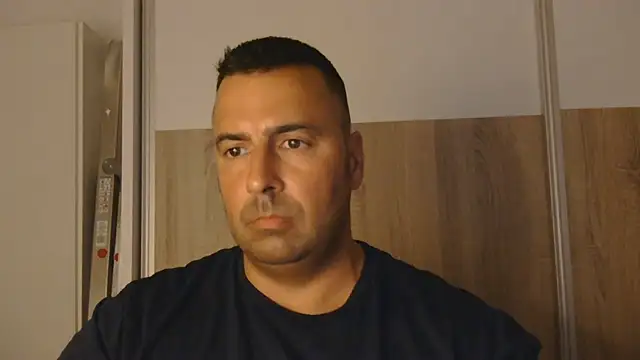 VanillaTime78-Jorge online show from August 5, 2026, 9:28 pm