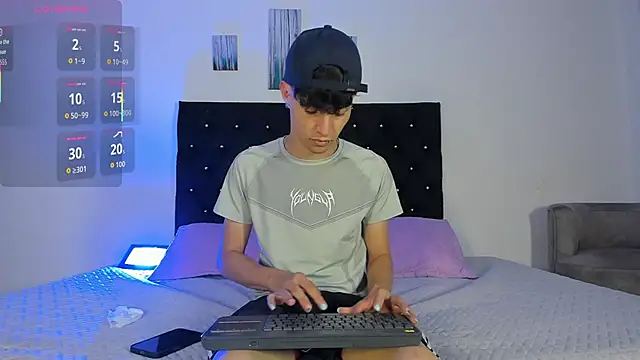 axxxel twink online show from March 3, 2026, 3:12 am