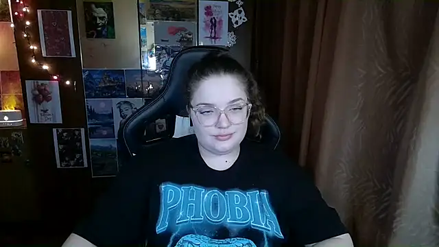 Snapshot of Teasing_Dora chatting on February 14, 2026, 12:07 am Teasing Dora online show from February 14, 2026, 12:07 am