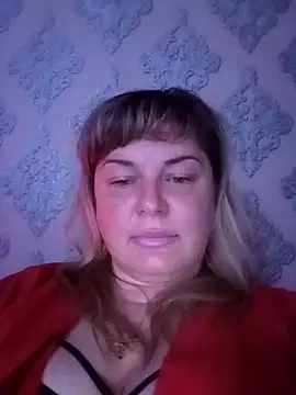 Snapshot of KristinaLowq chatting on April 9, 2026, 9:20 pm KristinaLowq online show from April 9, 2026, 9:20 pm