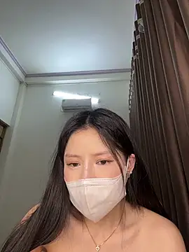 wang1472581 online show from March 1, 2026, 9:11 am