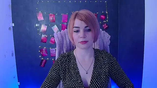 Snapshot of CuttieEmma chatting on April 2, 2026, 11:41 am CuttieEmma online show from April 2, 2026, 11:41 am