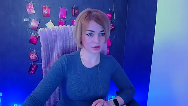 Snapshot of CuttieEmma chatting on April 14, 2026, 11:49 am CuttieEmma online show from April 14, 2026, 11:49 am