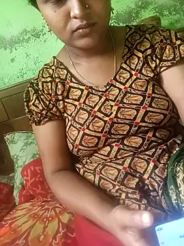 Romantic-Couple999 online show from March 25, 2026, 8:31 am