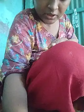 Romantic-Couple999 online show from July 3, 2026, 5:47 am