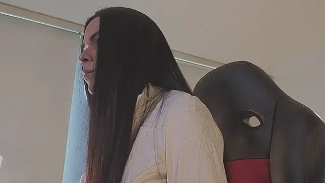 verodeli online show from March 13, 2026, 5:19 pm