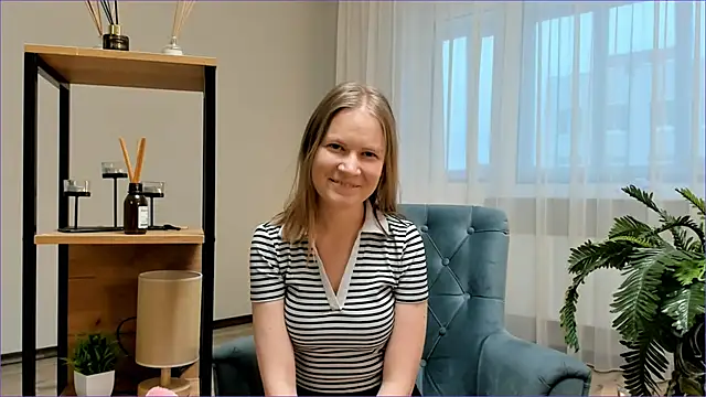 CleliaRostek online show from February 15, 2026, 4:20 am