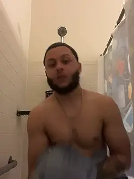 Snapshot of Tu_PaPi_Favorito chatting on February 3, 2026, 6:22 am Tu PaPi Favorito online show from February 3, 2026, 6:22 am