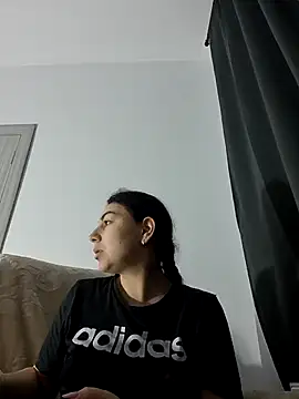 AbellaDesiree online show from February 28, 2026, 4:02 am