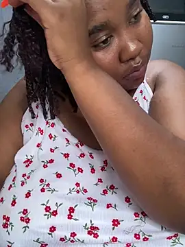 Snapshot of MeekyCurvyAss chatting on February 21, 2026, 11:11 am MeekyCurvyAss online show from February 21, 2026, 11:11 am