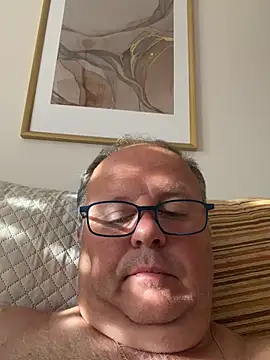 Snapshot of YachtCaptain10 chatting on June 12, 2026, 6:45 am YachtCaptain10 online show from June 12, 2026, 6:45 am