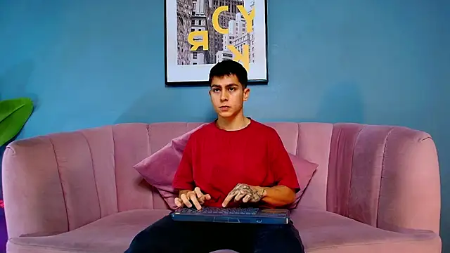 Aron pulse online show from February 2, 2026, 1:21 pm