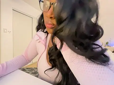 Snapshot of Anadia_Starr chatting on April 28, 2026, 2:27 am Anadia Starr online show from April 28, 2026, 2:27 am