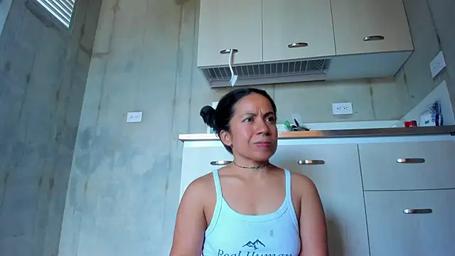 chiarafustox online show from March 20, 2026, 8:57 pm