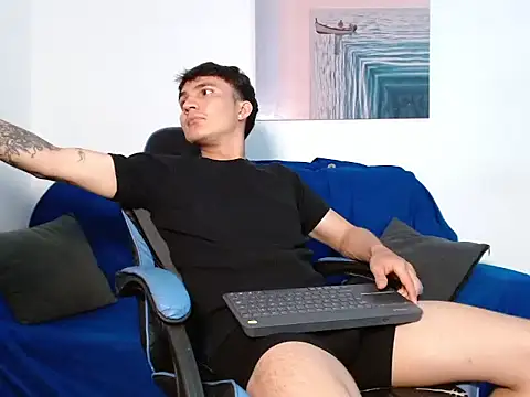nico bellini online show from June 19, 2026, 12:26 am