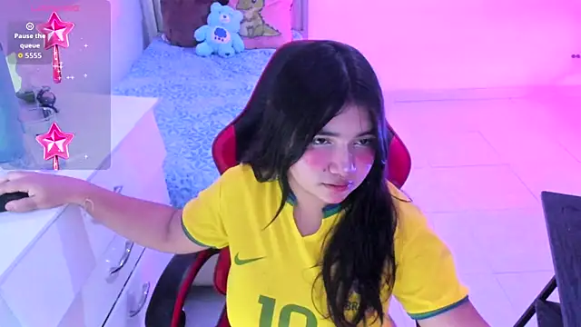 mia fox666 online show from July 8, 2026, 2:27 am