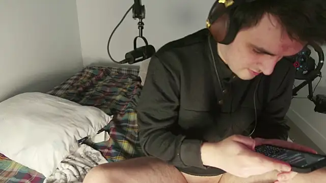 Begamc online show from March 1, 2026, 5:26 pm