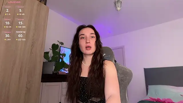 MegiMagic online show from April 18, 2026, 6:12 pm