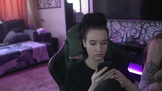 Carolina G0lden online show from February 10, 2026, 8:29 am