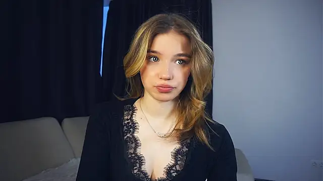 Snapshot of EarthaStinett chatting on February 15, 2026, 12:25 pm EarthaStinett online show from February 15, 2026, 12:25 pm