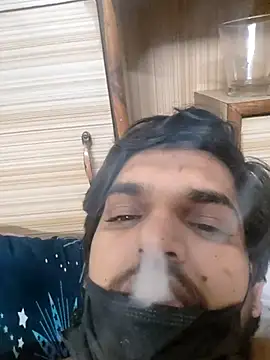 Curvy Simran online show from February 11, 2026, 2:44 pm