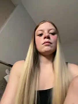 Snapshot of Paige_love chatting on February 11, 2026, 10:31 am Paige love online show from February 11, 2026, 10:31 am