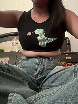 kavyababy00 online show from March 12, 2026, 8:53 am