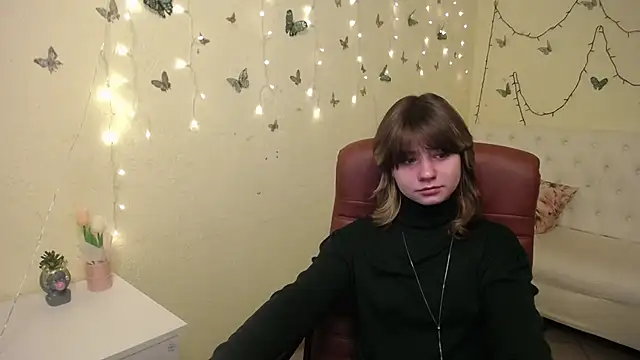 AnnaWest  online show from February 23, 2026, 6:22 am