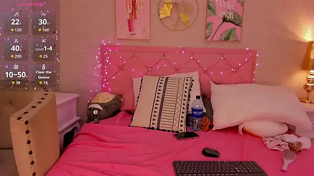 dolly kitter online show from May 14, 2026, 11:44 pm