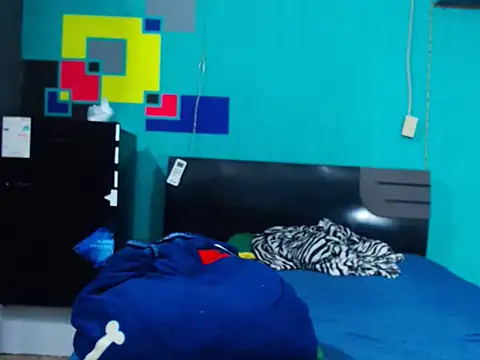 analyn-2027 online show from February 15, 2026, 10:28 pm