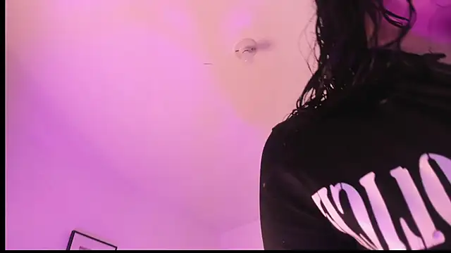 Snapshot of im_tiffany_ chatting on February 9, 2026, 4:16 am im tiffany online show from February 9, 2026, 4:16 am