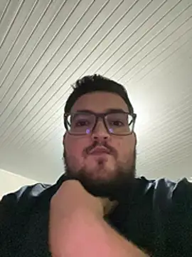 Snapshot of Jmlbsuchi chatting on February 7, 2026, 11:52 pm Jmlbsuchi online show from February 7, 2026, 11:52 pm