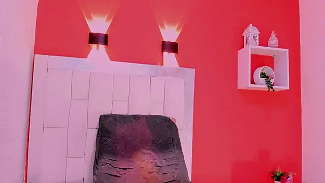 Snapshot of Baby_doll_XOXO chatting on February 3, 2026, 2:53 am Baby doll XOXO online show from February 3, 2026, 2:53 am