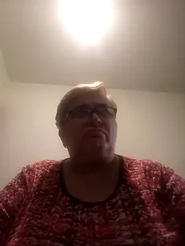 SusanStar874 online show from April 20, 2026, 3:26 pm