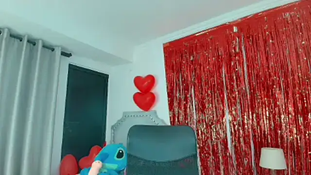 Snapshot of paulina_ponce chatting on February 14, 2026, 3:36 am paulina ponce online show from February 14, 2026, 3:36 am