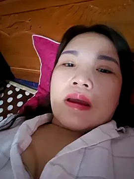 Snapshot of Coies_bidae chatting on February 17, 2026, 12:29 am Coies bidae online show from February 17, 2026, 12:29 am