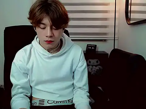 duvisex19 online show from February 27, 2026, 1:05 am