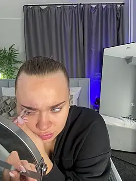 Snapshot of MonicaWestt chatting on February 24, 2026, 6:44 am MonicaWestt online show from February 24, 2026, 6:44 am