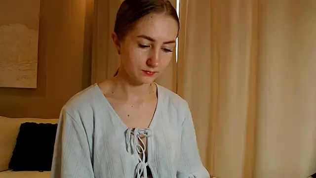 BluueSilk online show from January 15, 2025, 10:38 am