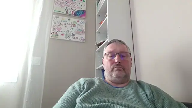 Snapshot of doudou310 chatting on February 15, 2026, 9:41 am doudou310 online show from February 15, 2026, 9:41 am