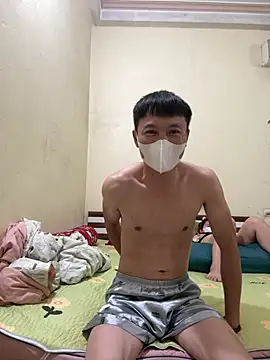 holl110 online show from February 28, 2026, 12:39 pm