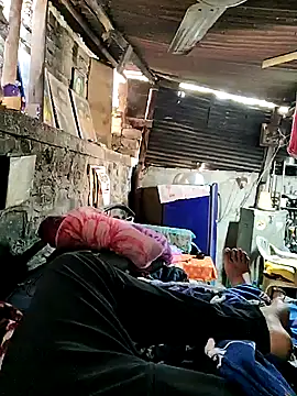 crazyxy12 online show from March 27, 2026, 6:52 am