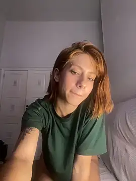 Snapshot of casal_atrevido chatting on March 5, 2026, 1:18 pm casal atrevido online show from March 5, 2026, 1:18 pm