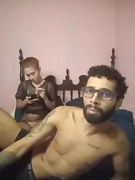 Snapshot of casal_atrevido chatting on March 14, 2026, 8:47 pm casal atrevido online show from March 14, 2026, 8:47 pm