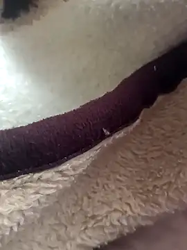 Snapshot of Erkegin001 chatting on February 14, 2026, 9:06 am Erkegin001 online show from February 14, 2026, 9:06 am