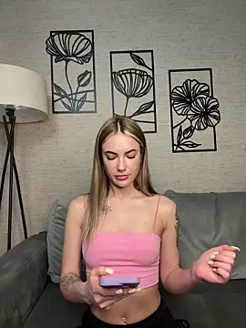 xXKelly bonb0nXx online show from March 30, 2026, 5:36 pm